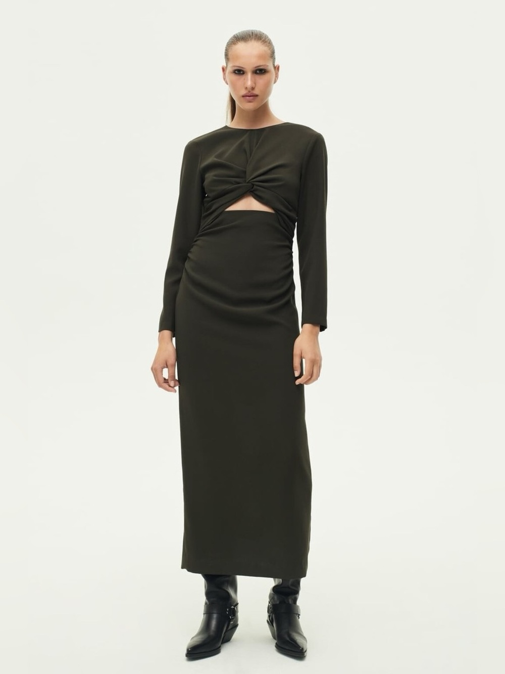 Long Sleeve Olive Twist
ZARA WOMAN KHAKI ZW COLLECTION CUT-OUT MIDI DRESS